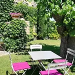 Bed & Breakfast Mas Du Moutet