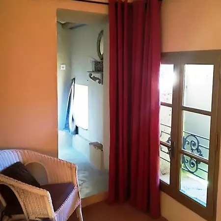 Couette-café Mas Du Moutet 3*