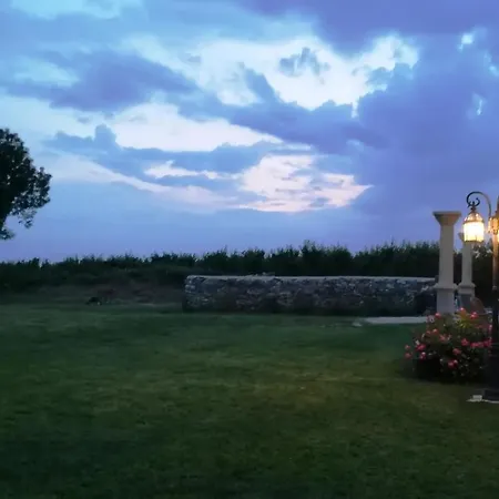 Mas Du Moutet Couette-café