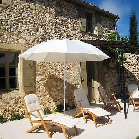 Couette-café Mas Du Moutet 3*