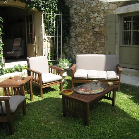 Mas Du Moutet Couette-café